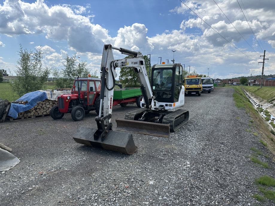 Mini-Pelle Bobcat 337 – 2009 – 5T, Robuste, Équipée, Révisée