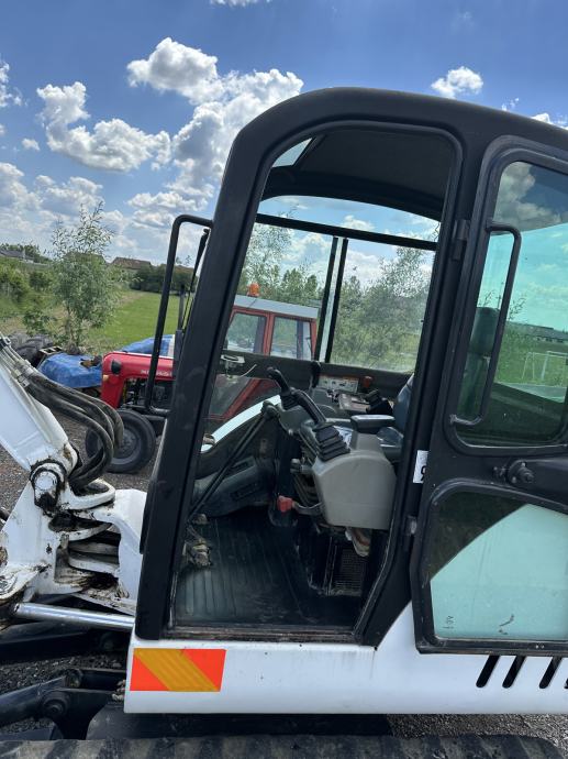 Mini-Pelle Bobcat 337 – 2009 – 5T, Robuste, Équipée, Révisée
