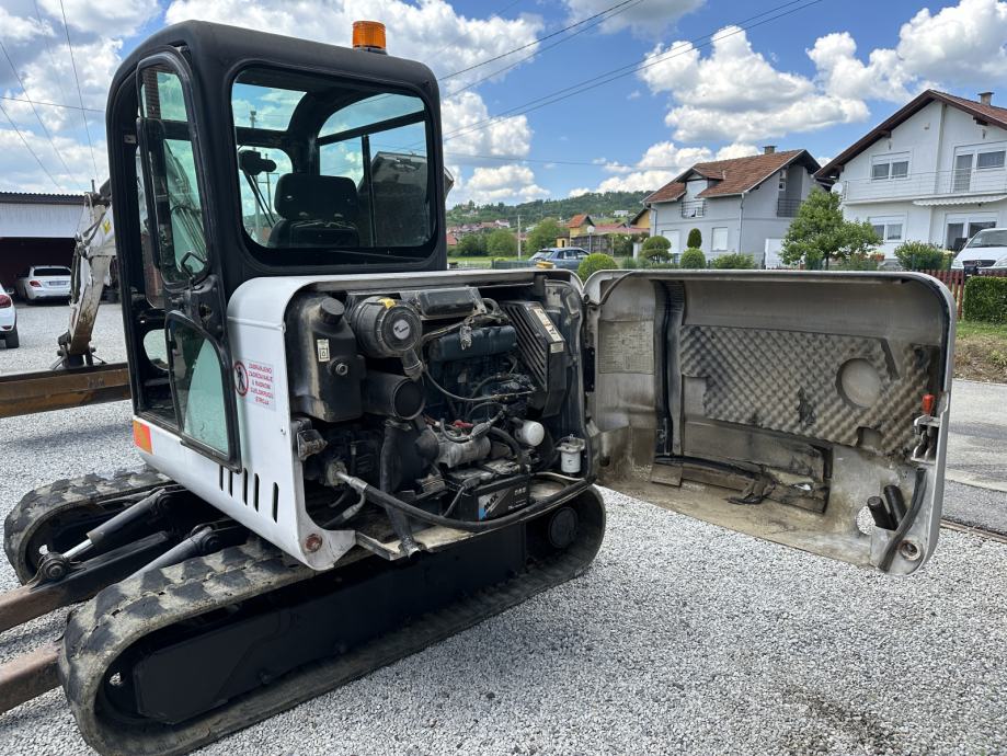 Mini-Pelle Bobcat 337 – 2009 – 5T, Robuste, Équipée, Révisée