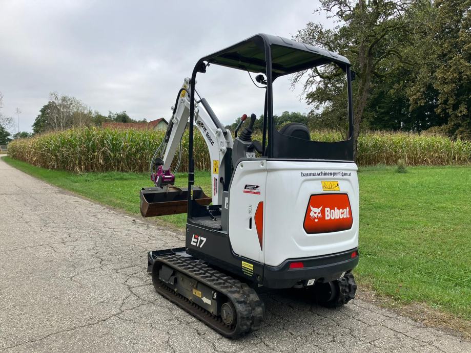 Mini-Pelle Bobcat E17 – 2022 – 1,7T – Compacte, Réglable, 3 Godets