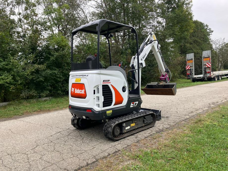 Mini-Pelle Bobcat E17 – 2022 – 1,7T – Compacte, Réglable, 3 Godets