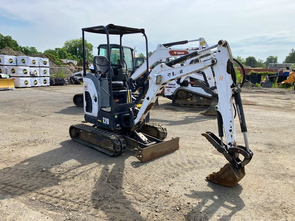 Bobcat E20 – 2015