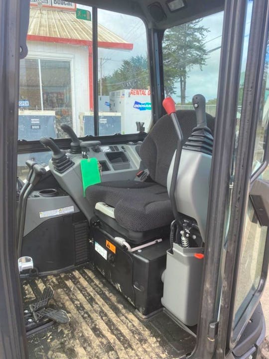 Bobcat Série R2 E35 – 2023