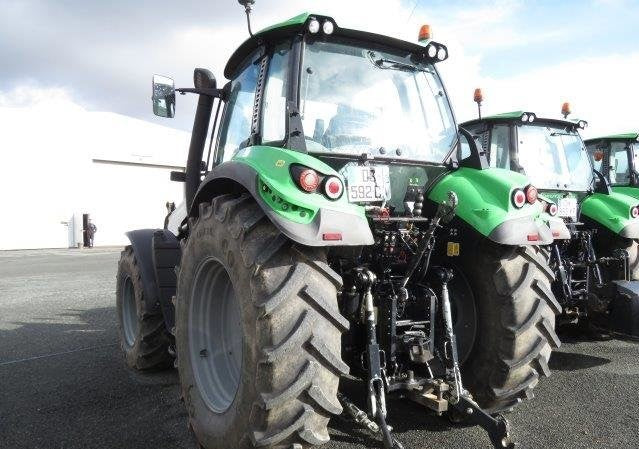 Équipement agricole DEUTZ FAHR AGROTRON 6160 – 2015 – 160 ch – 4x4 – 1 942 h