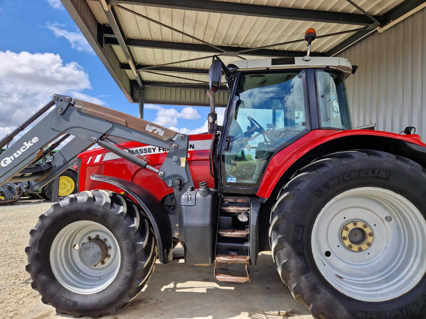 Équipement agricole Massey Ferguson 7495 DYNA VT – 2010 – 200 ch – Occasion