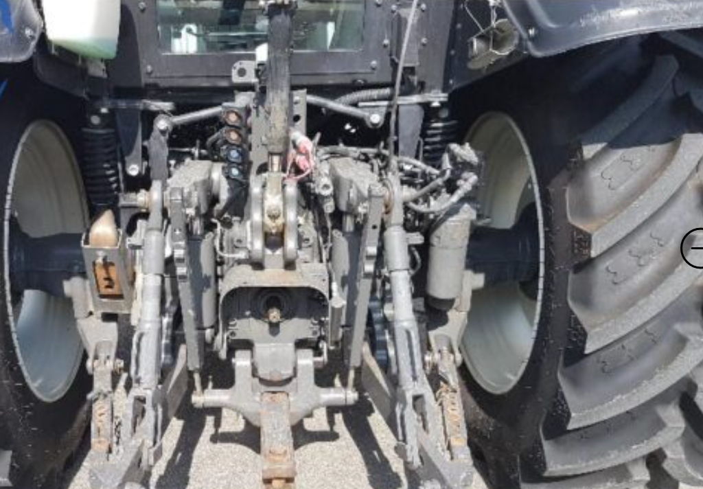 Équipement agricole Valtra N93 – 2015 – 90ch – 4 410h