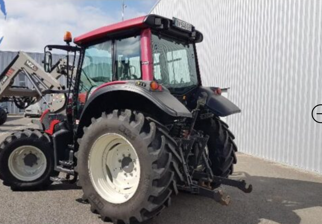 Équipement agricole Valtra N93 – 2015 – 90ch – 4 410h