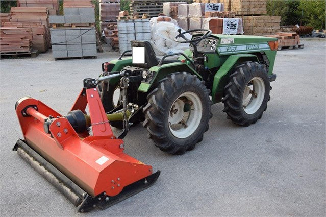 Équipement agricole compact Ferrari 95RS
