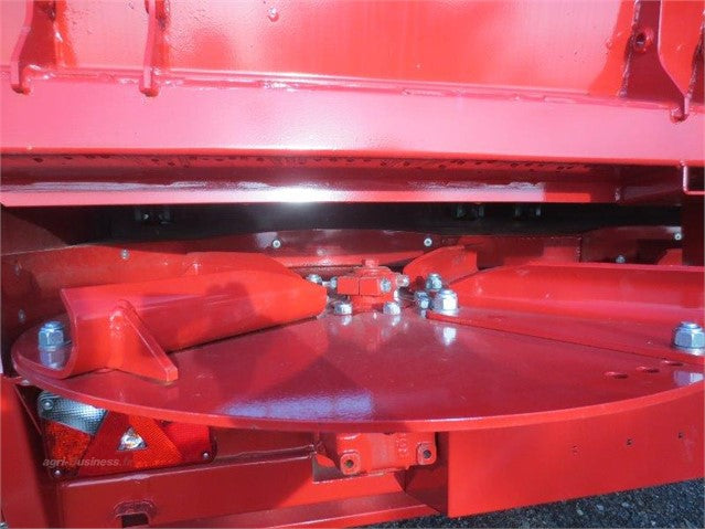 Équipement agricole compact Kubota ST30 – 3 404 h – 4x4 – Cabine – Transmission HST