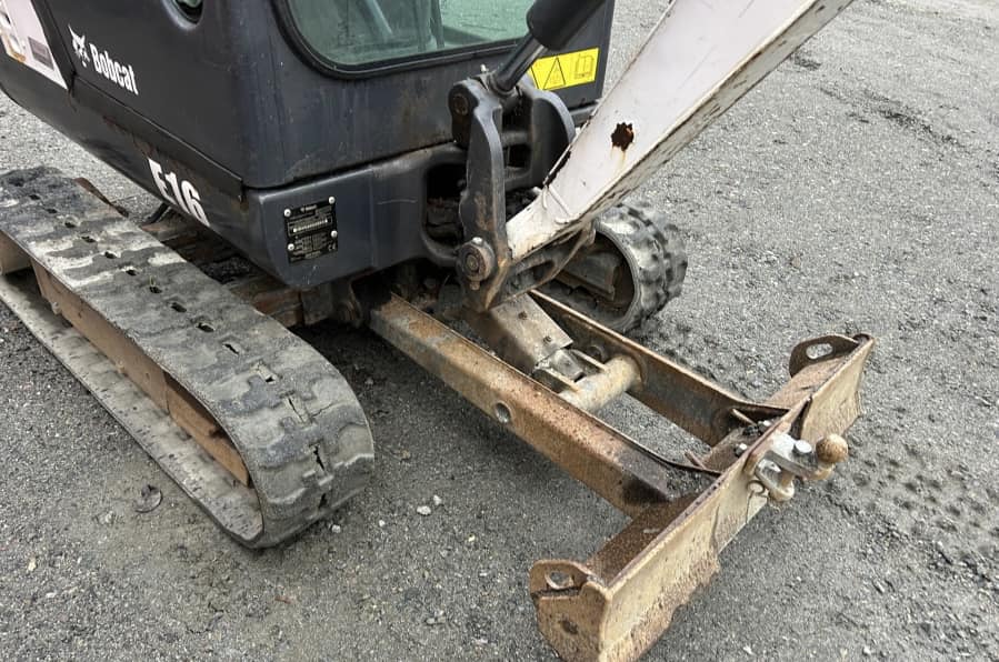 Équipement compact Bobcat E16 2013