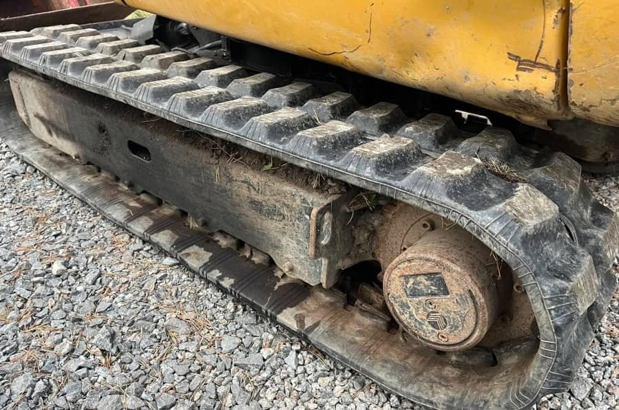 Équipement compact CAT 302.2D 2015 2,15t 1939h