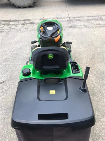 Équipement d’entretien John Deere X350R – 2017 – 14,9 ch – 111 h