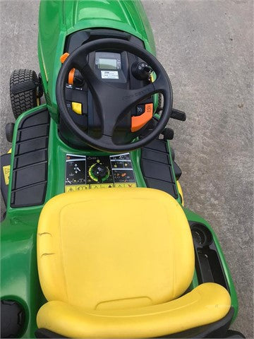 Équipement d’entretien John Deere X350R – 2017 – 14,9 ch – 111 h