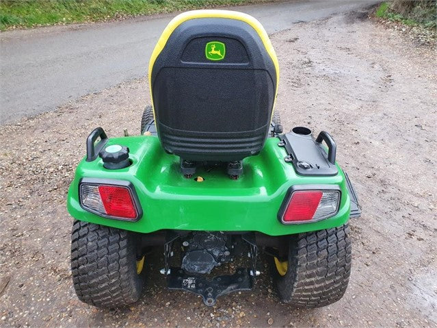 Équipement d’entretien John Deere X754 – 2015 – 704 h