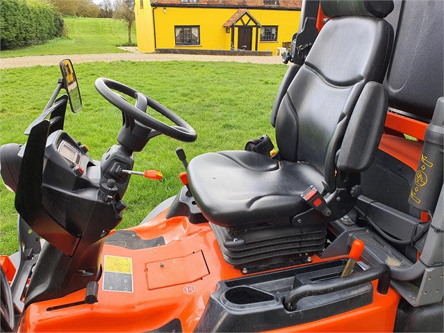 Équipement d’entretien Kubota F3890 – 2018 – 4x4 – Diesel – 146 h