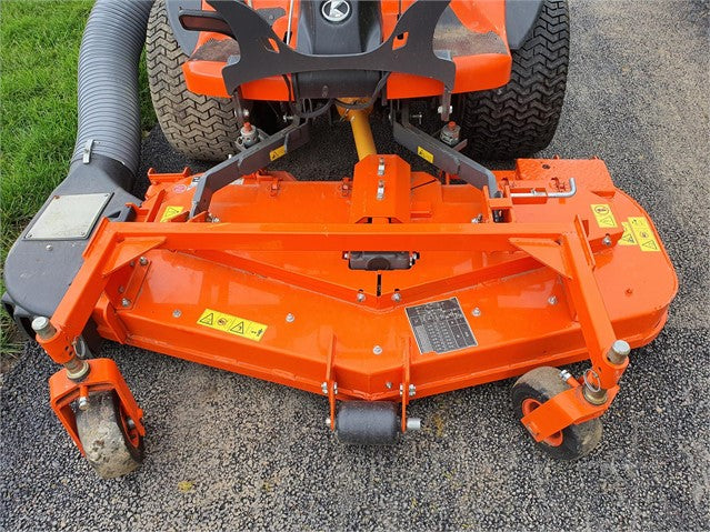 Équipement d’entretien Kubota F3890 – 2018 – 4x4 – Diesel – 146 h