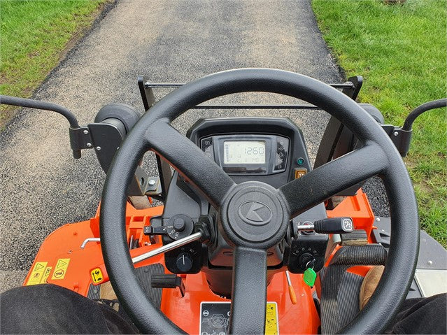 Équipement d’entretien Kubota F3890 – 2018 – 4x4 – Diesel – 146 h