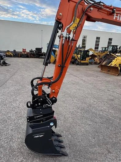 Hitachi ZX26U-6 – 2024