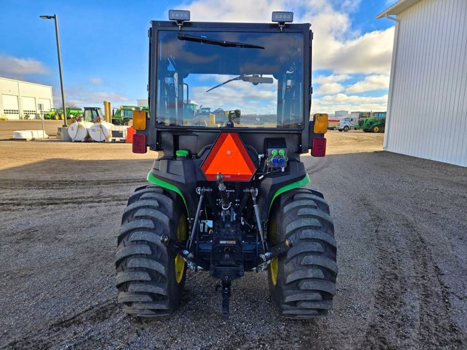 John Deere 300E – 2020 avec Chargeur