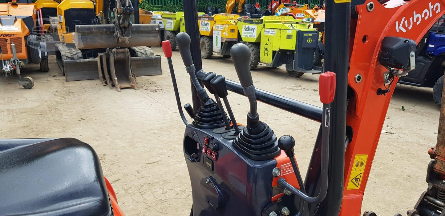 Mini-Pelle Kubota K008-3 – 2021 – Ultra-compacte, fiable, prête à l’emploi