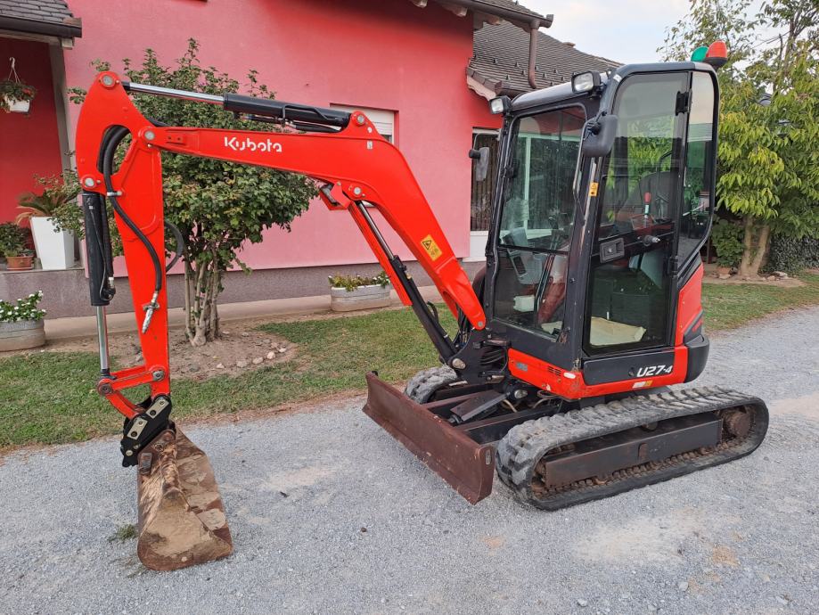 Mini-Pelle Kubota U27-4 – 2017 – 2,7T – Révisée, Cabine Chauffée, 3 Godets