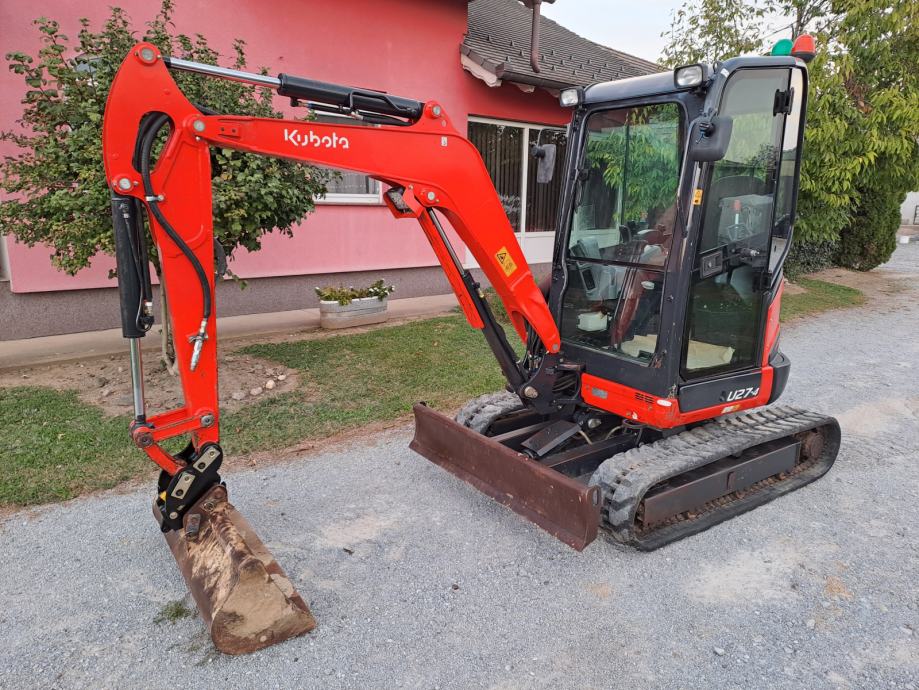 Mini-Pelle Kubota U27-4 – 2017 – 2,7T – Révisée, Cabine Chauffée, 3 Godets
