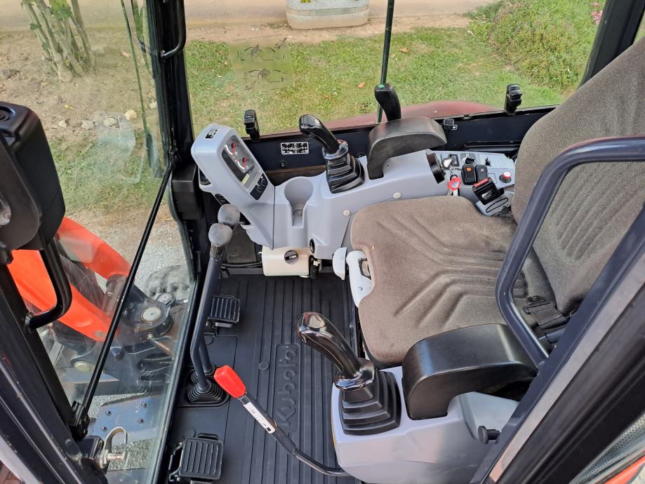 Mini-Pelle Kubota U27-4 – 2017 – 2,7T – Révisée, Cabine Chauffée, 3 Godets