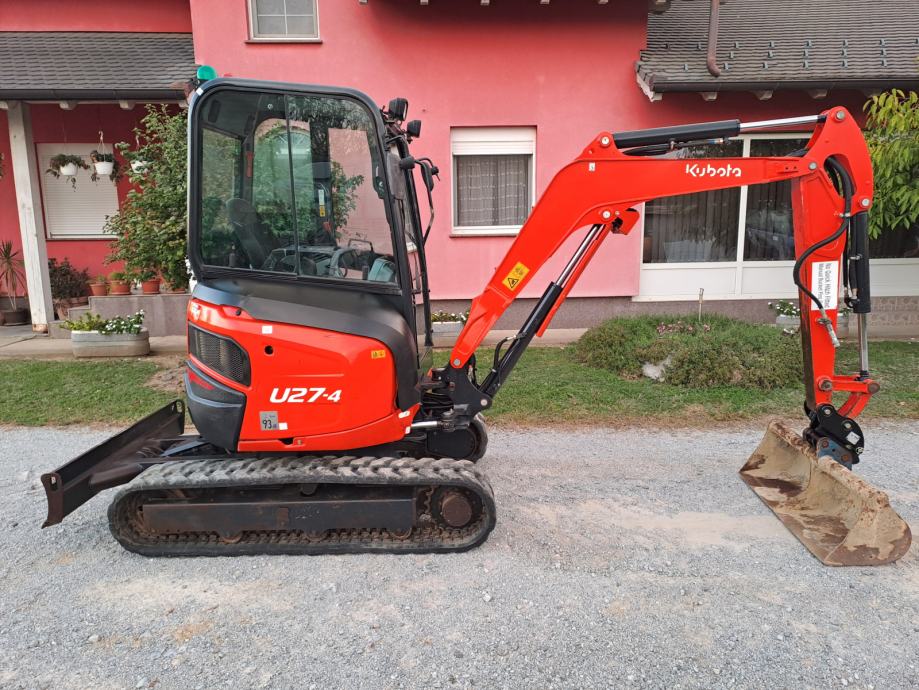 Mini-Pelle Kubota U27-4 – 2017 – 2,7T – Révisée, Cabine Chauffée, 3 Godets