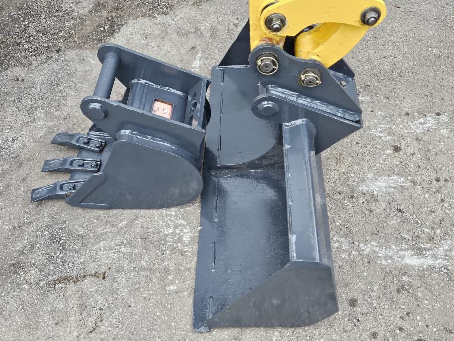 Mini-Pelle Yanmar SV15 – 2013 – 1,58T – Révisée, Cabine Chauffée, Garantie
