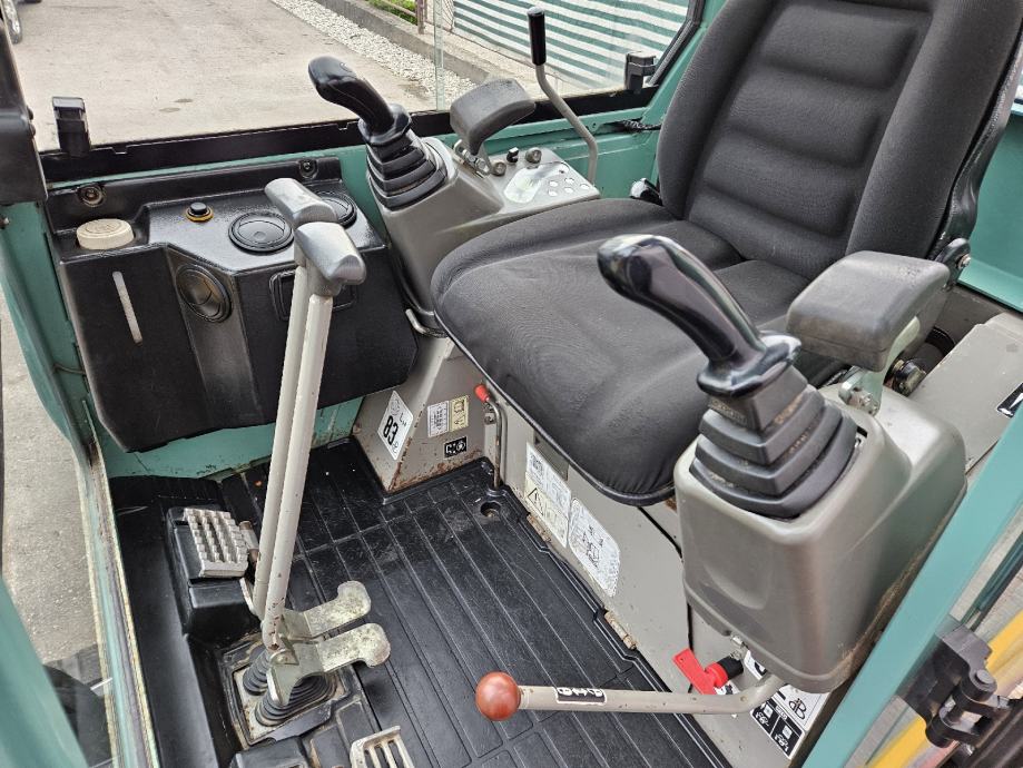 Mini-Pelle Yanmar SV15 – 2013 – 1,58T – Révisée, Cabine Chauffée, Garantie