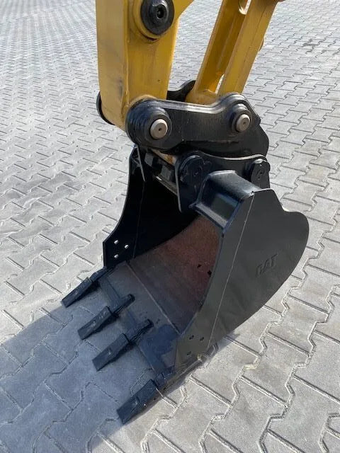 Mini-Pelle Caterpillar 305ECR – 2019 – 5T – Neuve, Cabine Clim, 5h d’utilisation