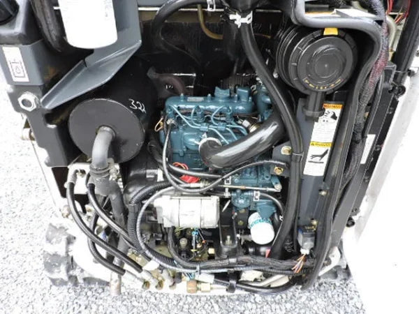 Mini-Pelle Bobcat 322G – 2005 – 1,6T – Cabine Chauffée, 3 Godets, Révisée
