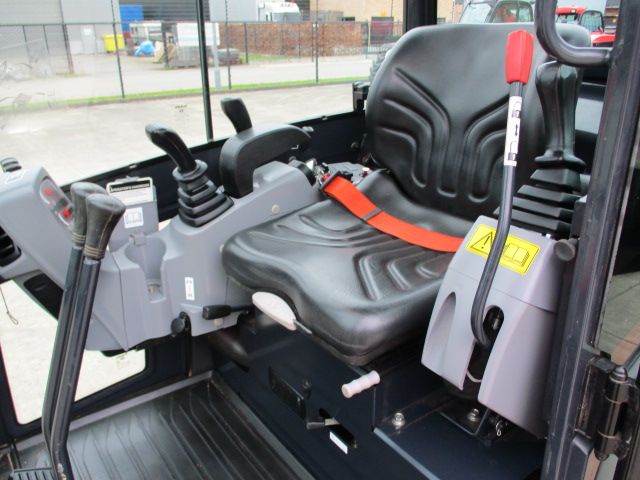 Mini pelle Kubota KX016 4 2022 1,6t 179h