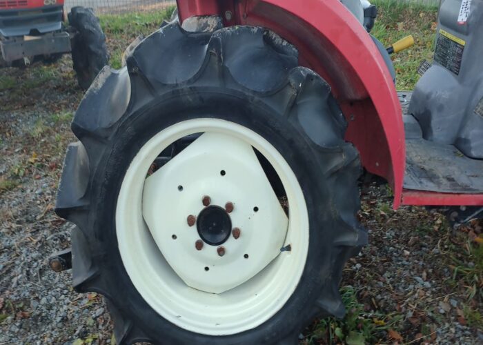 Micro-Tracteur Mitsubishi MT-240 D-A – 24CV – 4RM – 646h – Révisé