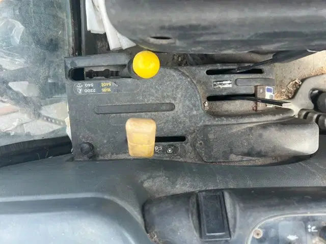 Tracteur Agricole New Holland TL90 – 2001 – 90 CV – 13 168 h