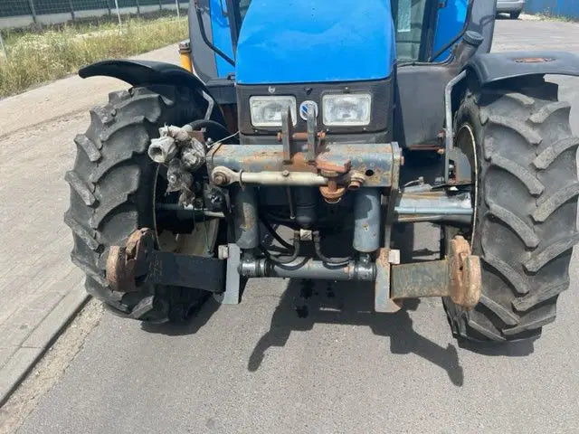 Tracteur Agricole New Holland TL90 – 2001 – 90 CV – 13 168 h