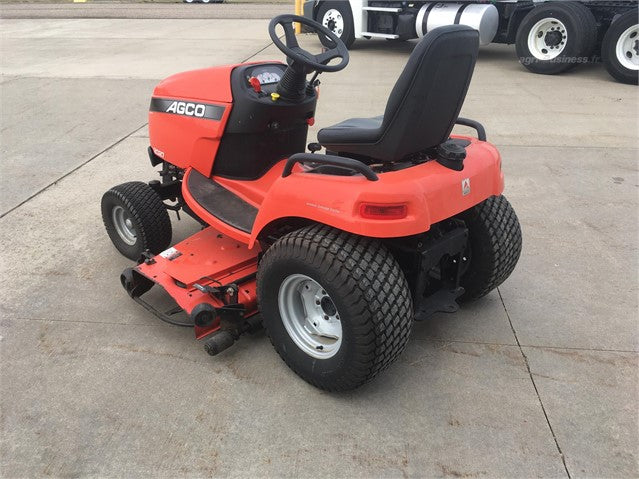 Tondeuse autoportée AGCO 2027H – 2009 – 27 ch