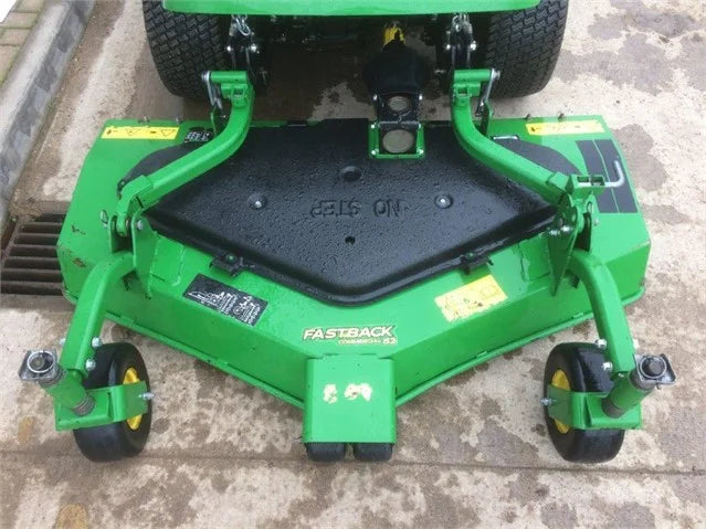 Tondeuse autoportée John Deere 1550 – 2018