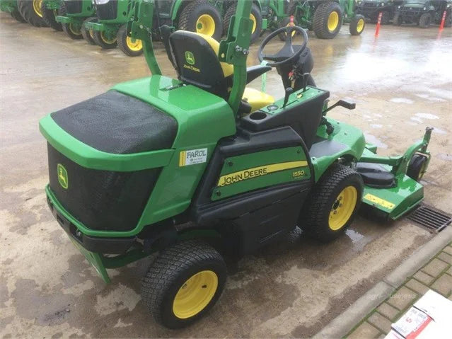 Tondeuse autoportée John Deere 1550 – 2018