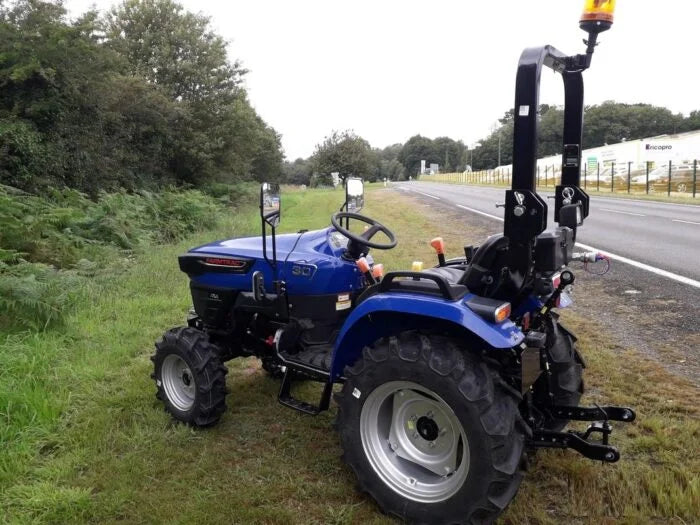 Tracteur Agricole Compact Farmtrac FT30 – 28,5 cv – 4 roues motrices