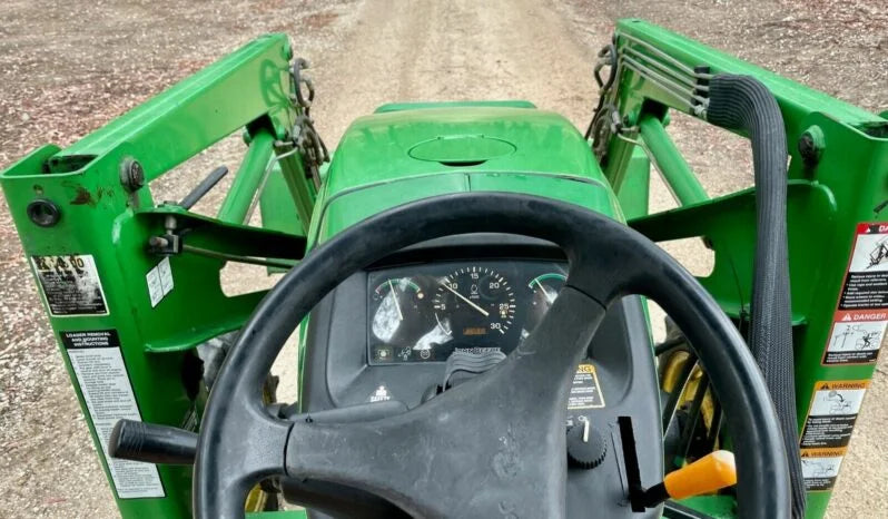 Tracteur John Deere 4310 – 31 CV – 4x4 – 1 476 h – Fiable et Polyvalent