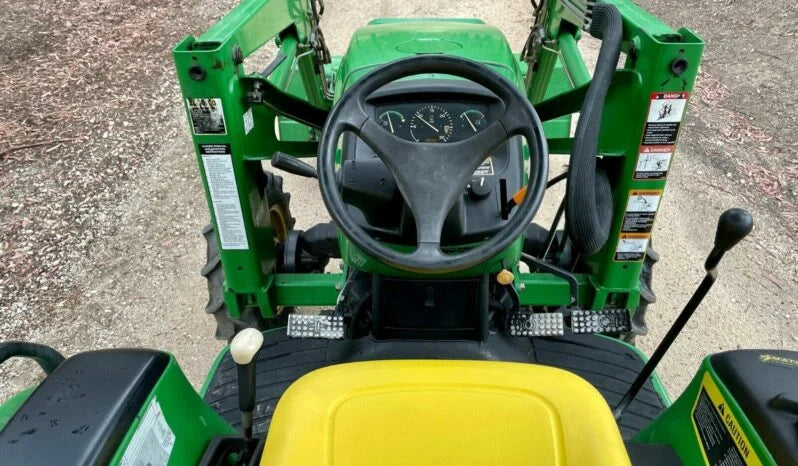 Tracteur John Deere 4310 – 31 CV – 4x4 – 1 476 h – Fiable et Polyvalent