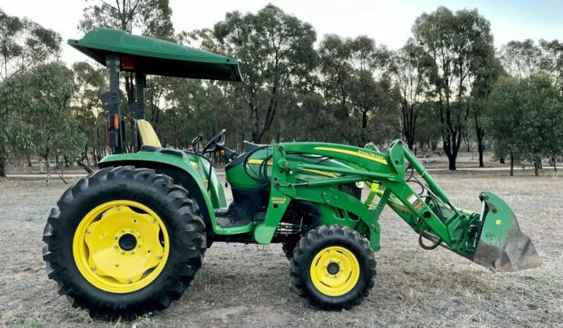 Tracteur John Deere 4320 – 48 CV – 4x4 – Robuste, Révisé, Prêt à Travailler