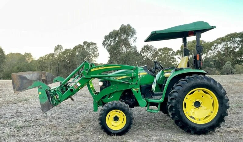 Tracteur John Deere 4320 – 48 CV – 4x4 – Robuste, Révisé, Prêt à Travailler