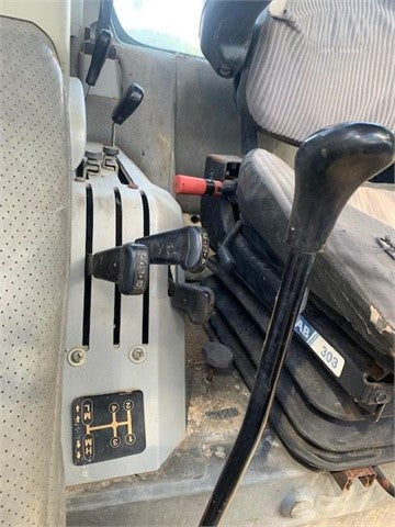 Tracteur Massey Ferguson 390 – 1996 – 4x4