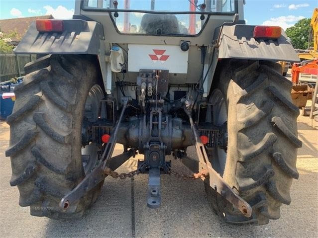 Tracteur Massey Ferguson 390 – 1996 – 4x4