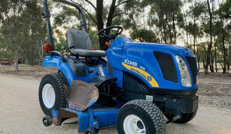 Tracteur New Holland Boomer 1025 – 26 CV – Compact et Polyvalent