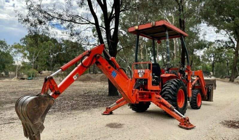 Tractopelle Industriel Kubota B21 – 21 CV – 4x4 – 1 614 h – Compact et Robuste