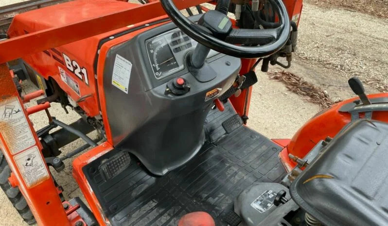 Tractopelle Industriel Kubota B21 – 21 CV – 4x4 – 1 614 h – Compact et Robuste