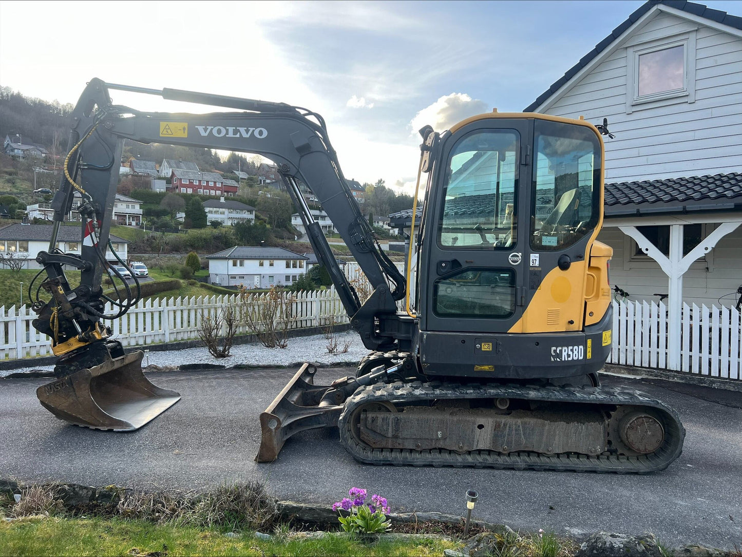 Unité de travail Volvo ECR58D 2014 5,8t 4160h